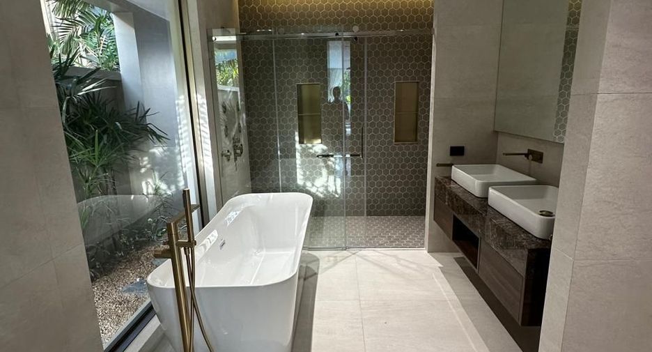For rent 4 bedrooms villa in Thalang, Phuket