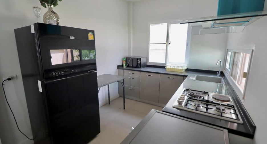 For rent 3 bedrooms house in Mueang Chiang Mai, Chiang Mai