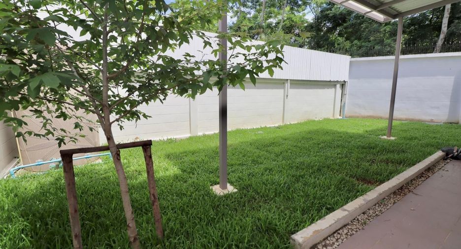 For rent 3 bedrooms house in Mueang Chiang Mai, Chiang Mai