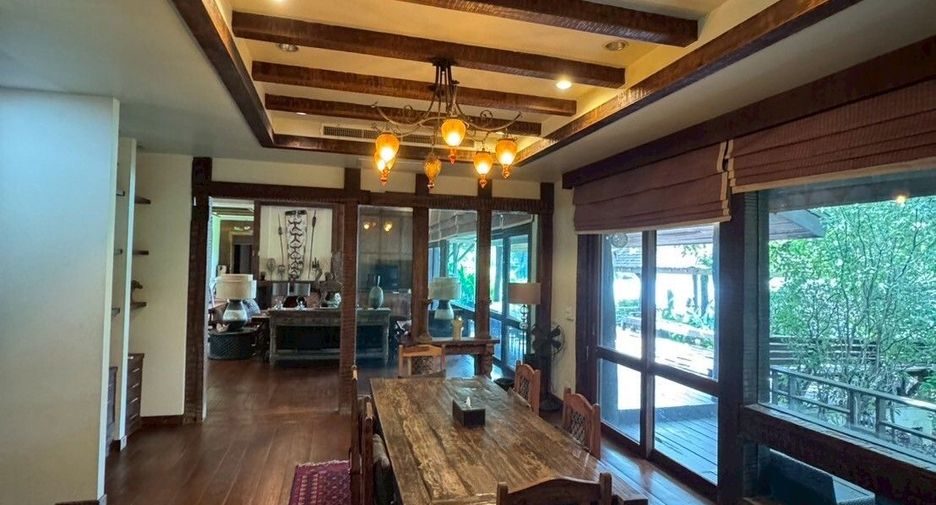 For sale 4 bedrooms house in Hang Dong, Chiang Mai