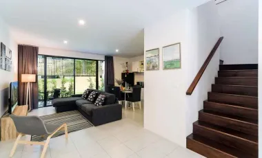For rent 3 bedrooms townhouse in Ko Samui, Surat Thani