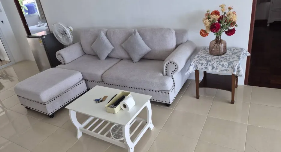 For rent 4 bedrooms villa in Hua Hin, Prachuap Khiri Khan