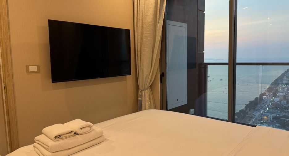 For rent 3 bedrooms condo in Bang Lamung, Chonburi