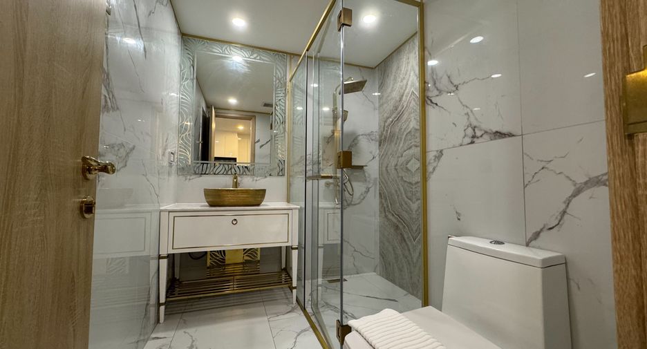 For rent 3 bedrooms condo in Bang Lamung, Chonburi