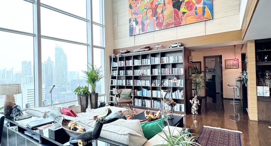 For sale 4 ベッドルーム condo in Pathum Wan, Bangkok