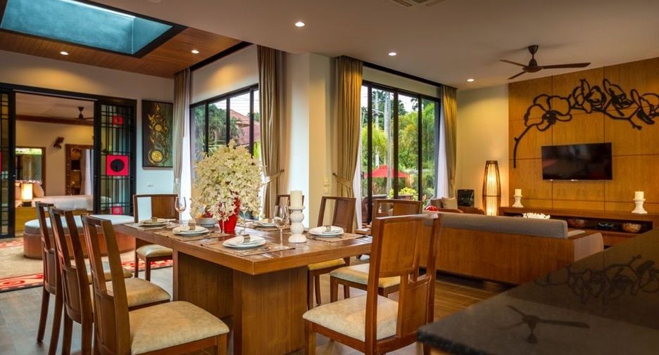 À vendre et à louer 3 chambres villa à Mueang Phuket, Phuket