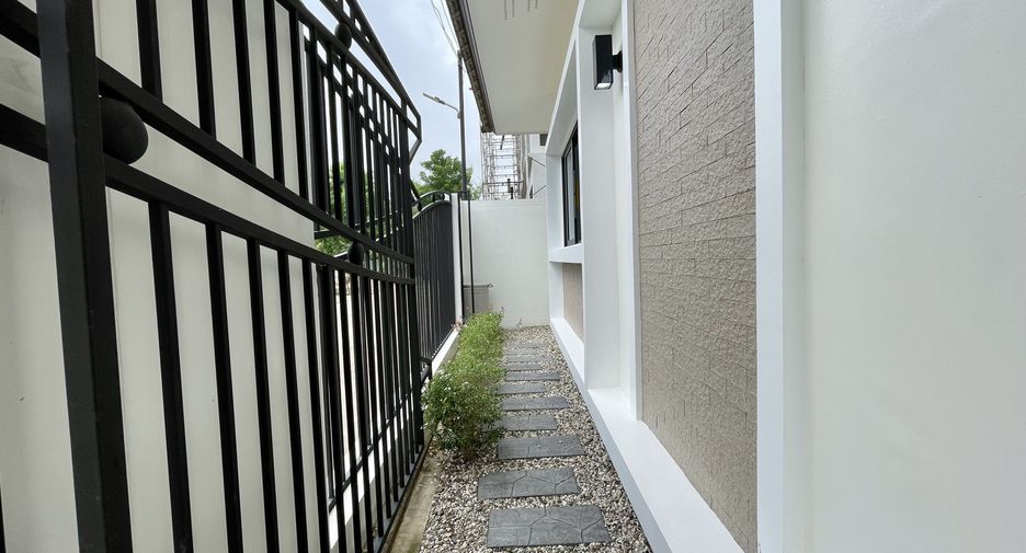 À vendre 3 chambres maison à Hang Dong, Chiang Mai
