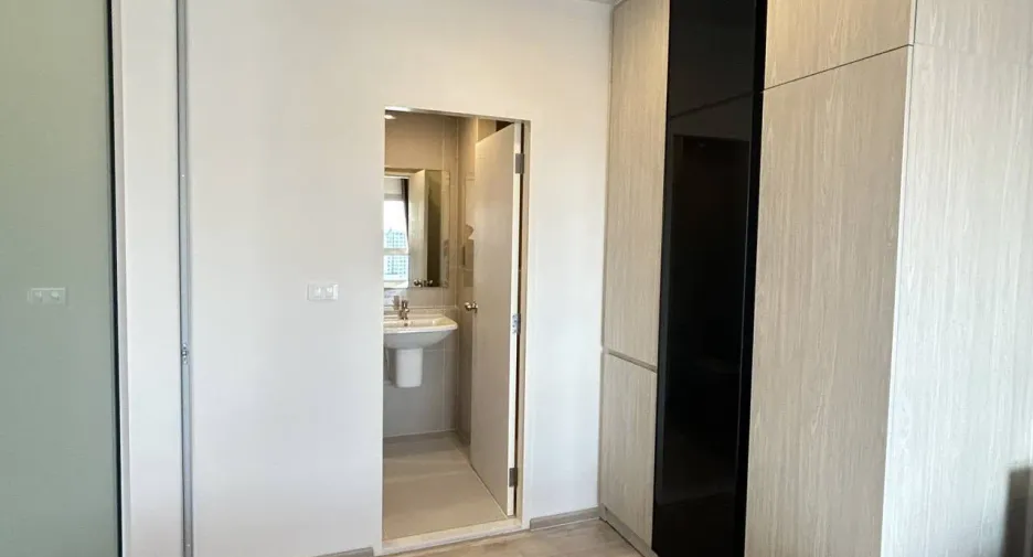 For sale 1 bed condo in Bang Kapi, Bangkok