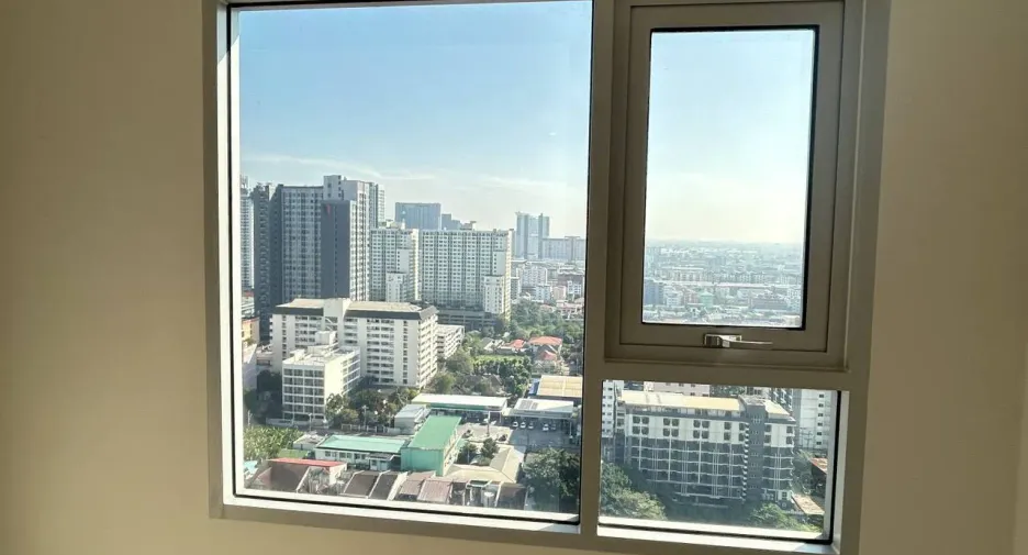 For sale 1 bed condo in Bang Kapi, Bangkok