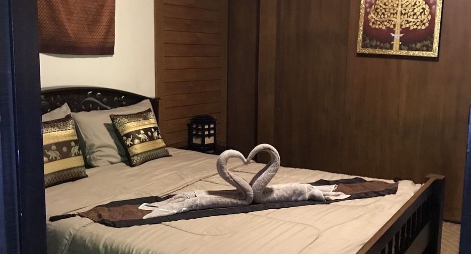 À vendre 10 chambres hôtel à Saraphi, Chiang Mai