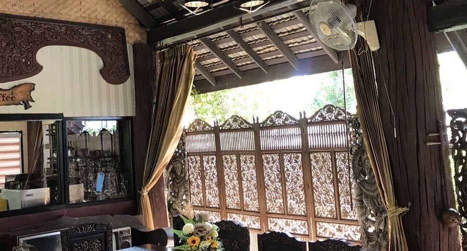 À vendre 10 chambres hôtel à Saraphi, Chiang Mai