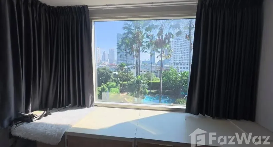 For sale 3 bedrooms condo in Bang Kho Laem, Bangkok