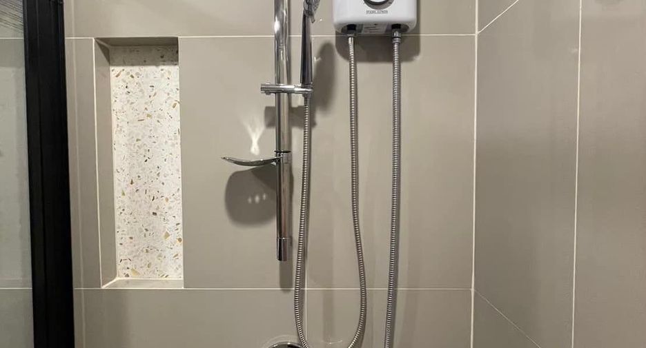 For sale 1 bed condo in Huai Khwang, Bangkok
