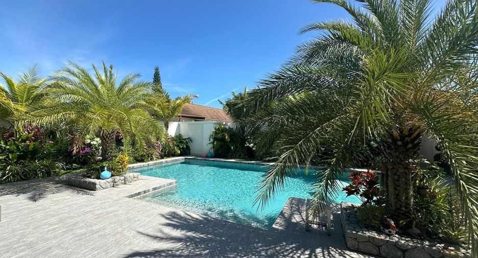 For sale 4 bedrooms villa in Mueang Phuket, Phuket