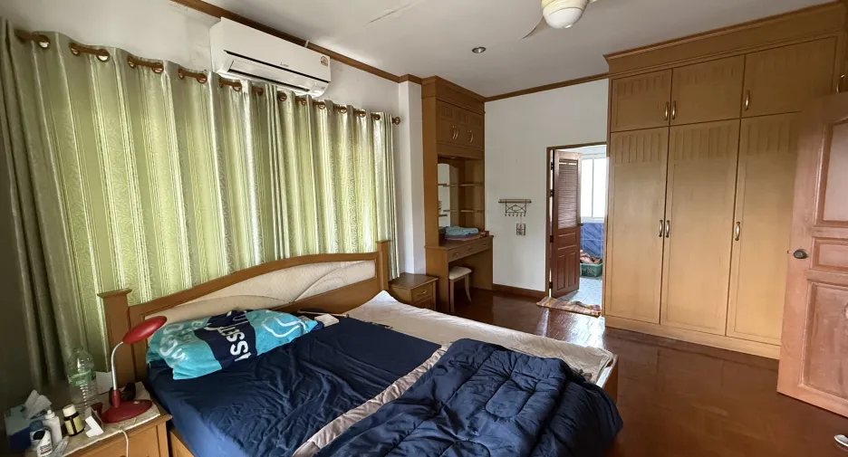 Casa en venta de 4 habitaciones en San Sai, Chiang Mai