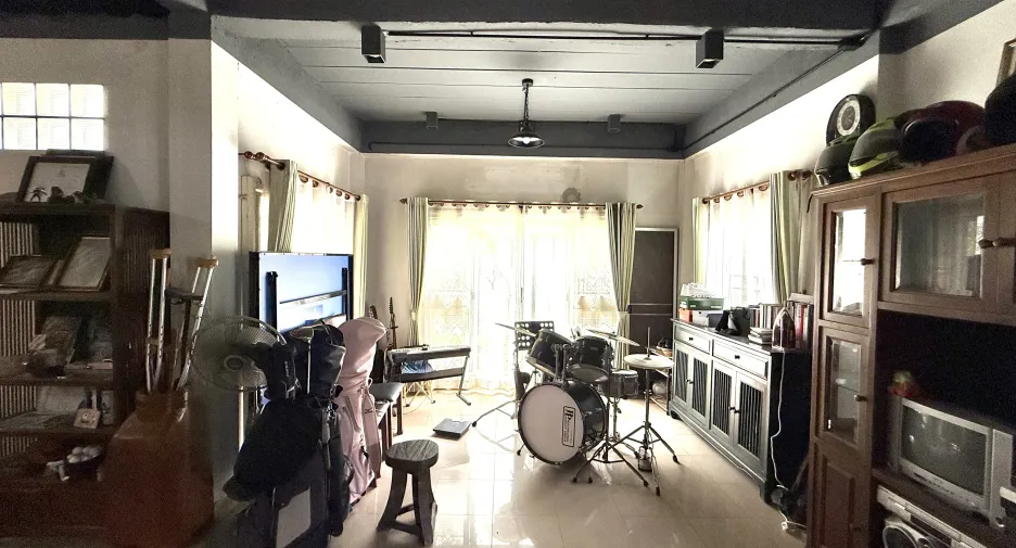 Casa en venta de 4 habitaciones en San Sai, Chiang Mai