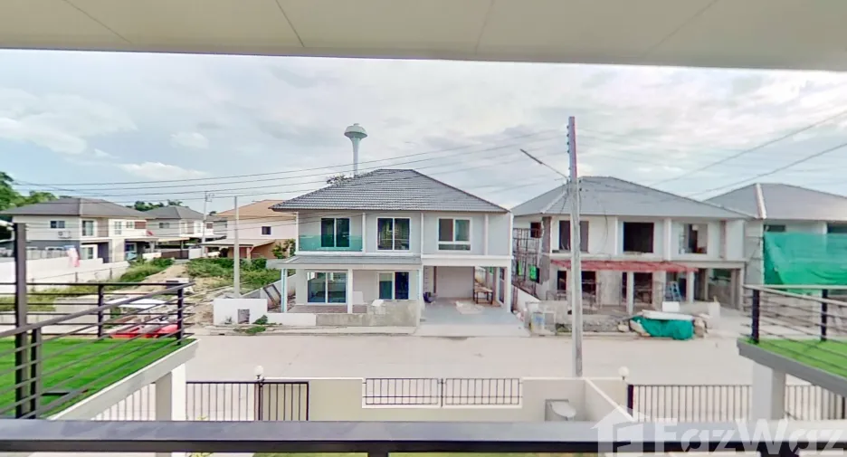 For sale 4 bedrooms house in Doi Saket, Chiang Mai