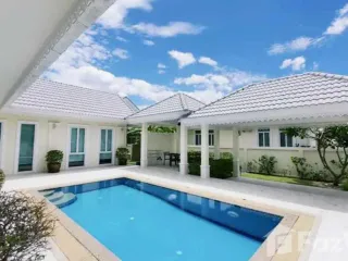Villa en alquiler de 3 habitaciones en Cha Am, Phetchaburi