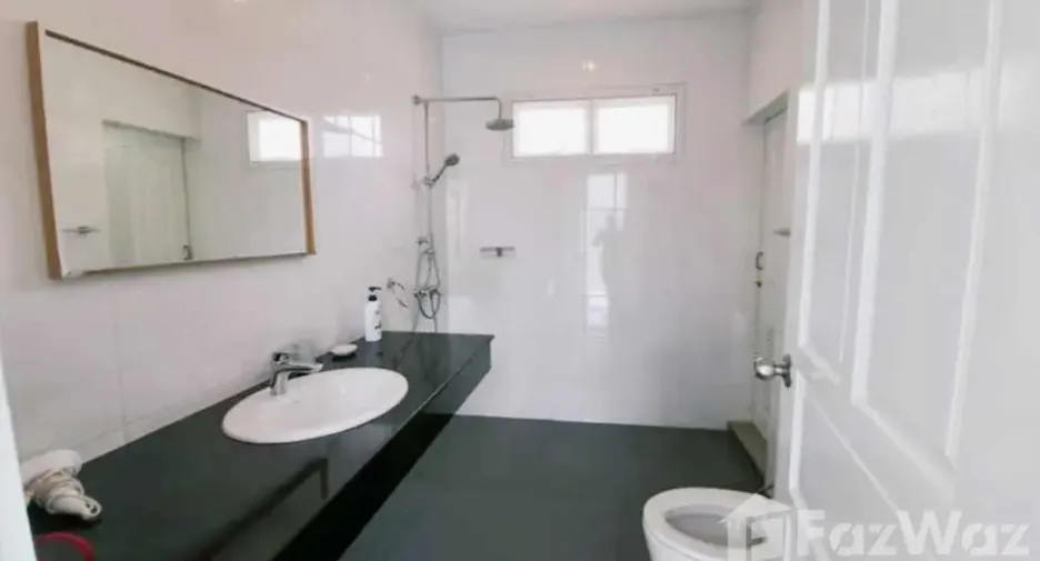 For rent 3 bedrooms villa in Cha Am, Phetchaburi