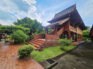 For sale 5 bedrooms house in San Sai, Chiang Mai