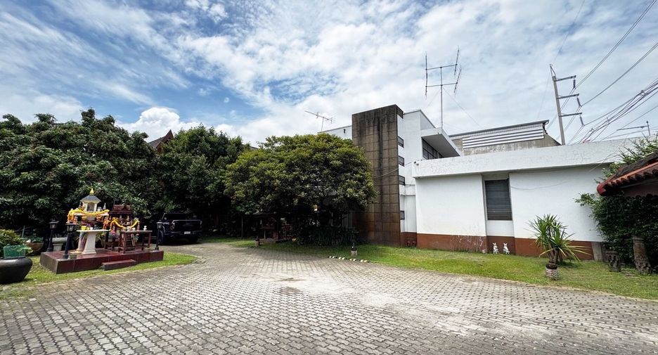Haus zum Kauf mit 5 Zimmer in San Sai, Chiang Mai