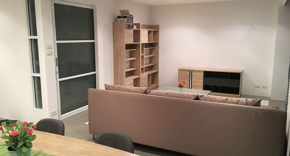 For sale 3 bedrooms condo in Bang Lamung, Chonburi