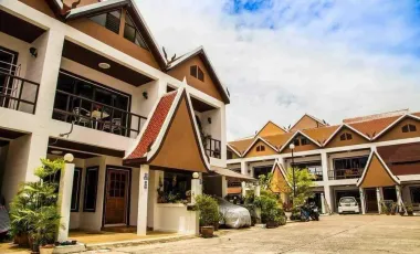 For rent 4 ベッドルーム townhouse in Bang Lamung, Chonburi