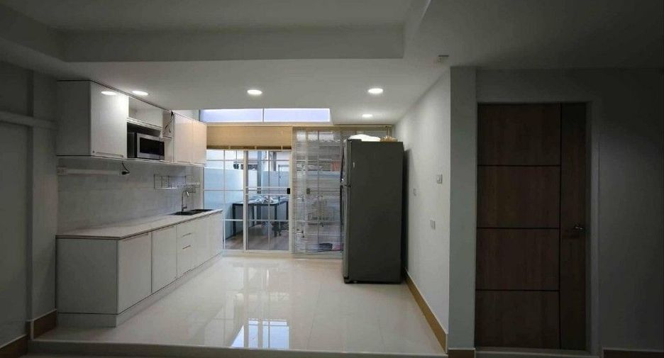 出售 和 出租 3 卧室 独立屋 在 Chatuchak, 曼谷
