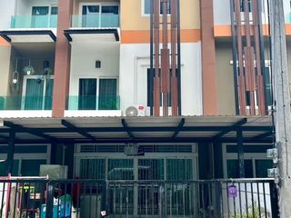 For Rent 4 Bedroom Townhouse In Mueang Chiang Mai
