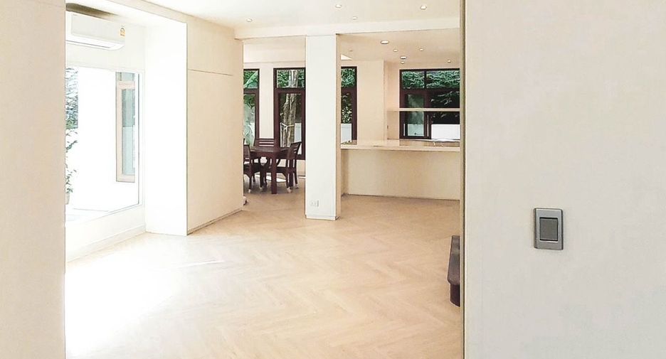 For sale and for rent 3 bedrooms house in Bang Kapi, Bangkok