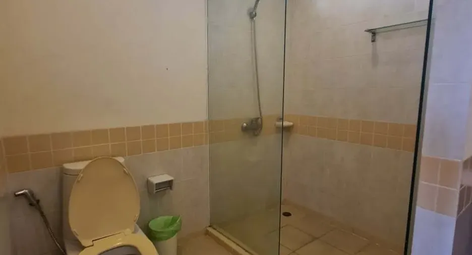 For rent 4 bedrooms villa in Ko Samui, Surat Thani