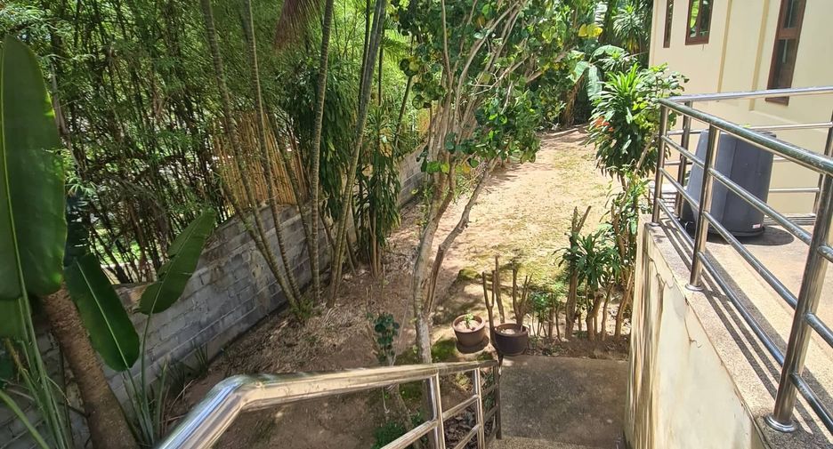 For rent 4 bedrooms villa in Ko Samui, Surat Thani