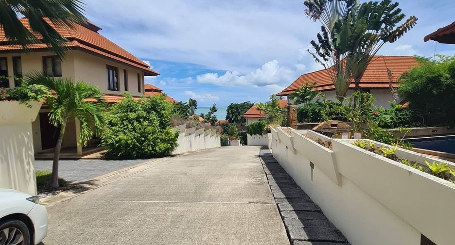 For rent 4 bedrooms villa in Ko Samui, Surat Thani