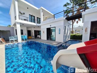For rent 4 bedrooms villa in Hua Hin, Prachuap Khiri Khan