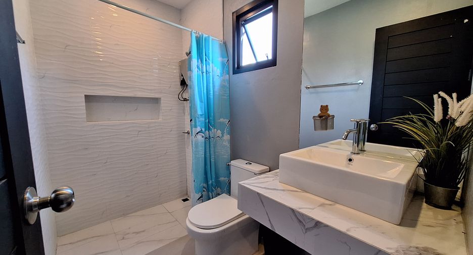 For rent 4 bedrooms villa in Hua Hin, Prachuap Khiri Khan