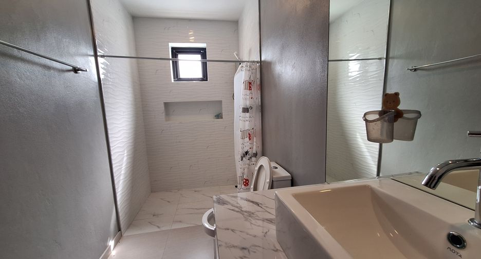 For rent 4 ベッドルーム villa in Hua Hin, Prachuap Khiri Khan