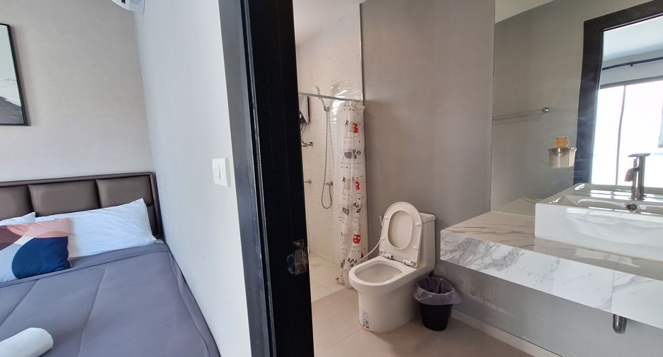 For rent 4 bedrooms villa in Hua Hin, Prachuap Khiri Khan