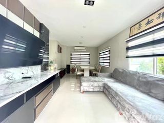 For rent 3 bedrooms house in Saraphi, Chiang Mai