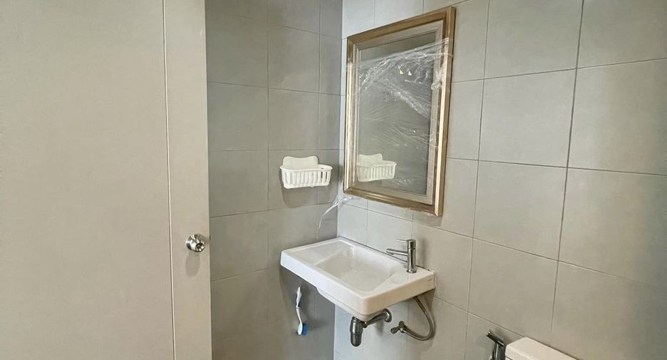 Condo en alquiler de 1 habitaciones en Bang Na, Bangkok