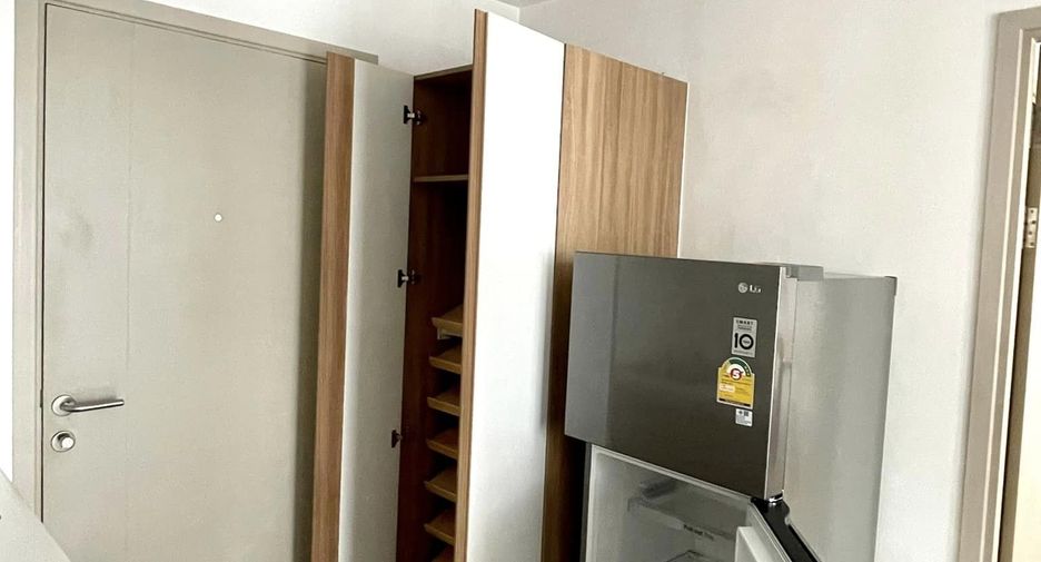 Condo en alquiler de 1 habitaciones en Bang Na, Bangkok