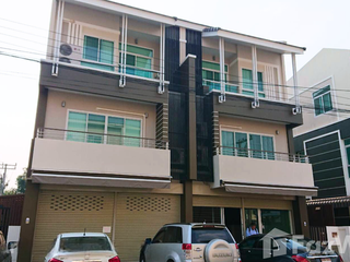 For sale 4 ベッドルーム retail Space in Mueang Chiang Mai, Chiang Mai