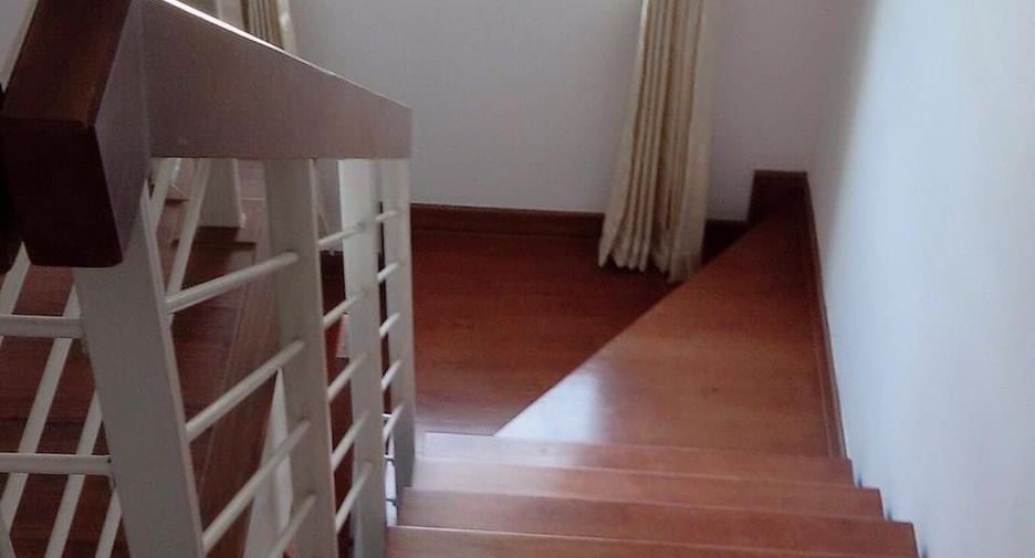 For sale 3 bedrooms house in Don Mueang, Bangkok