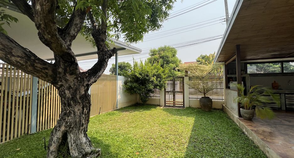 Villa zum Kauf mit 3 Zimmer in Saraphi, Chiang Mai