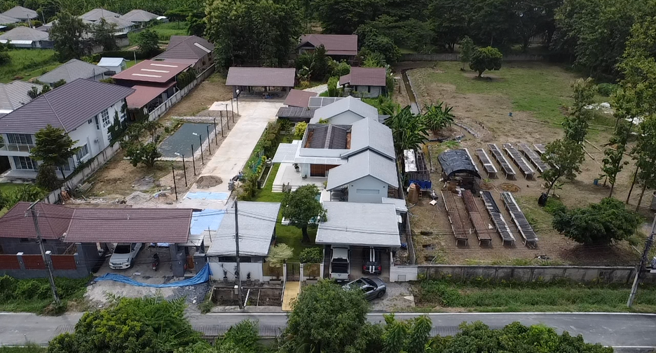 Villa zum Kauf mit 3 Zimmer in Saraphi, Chiang Mai