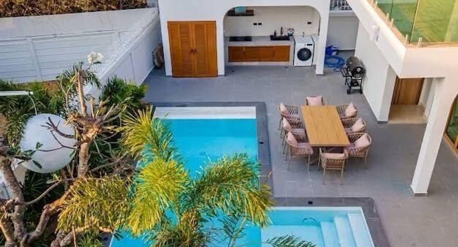 Villa zur Miete mit 4 Zimmer in Bang Lamung, Chonburi