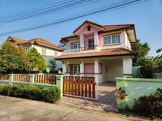 3 Bedroom House In Si Racha, Chonburi