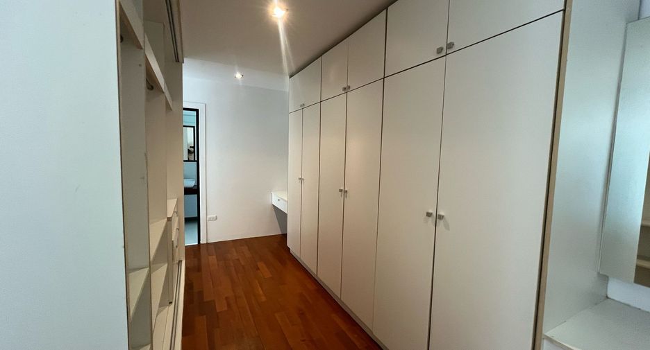 For rent 2 bedrooms condo in Kathu, Phuket