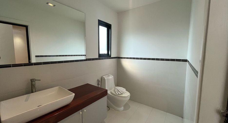 For rent 2 bedrooms condo in Kathu, Phuket