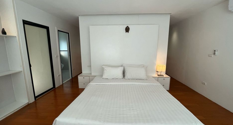 For rent 2 bedrooms condo in Kathu, Phuket