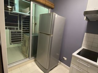 For sale studio condo in Khlong Toei, Bangkok